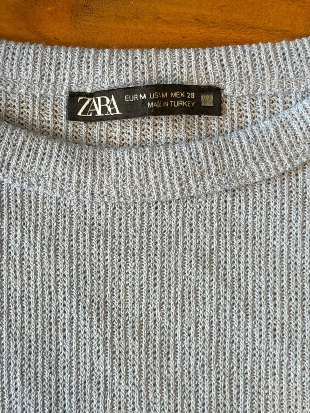 Zara Y2K Minimalist Lightweight Knit Sweater Blue Cropped Top (VGUC)‎